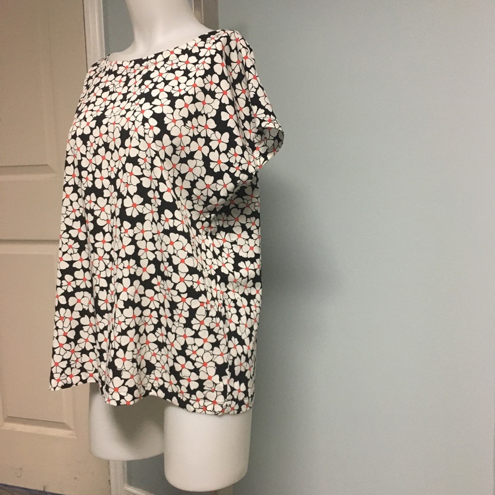 Anne Klein Short Sleeve Floral Mid Length Blouse